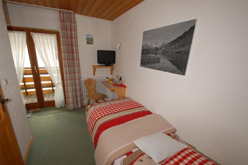 Landhaus Bergleben Hotel Oberstdorf Kamer foto