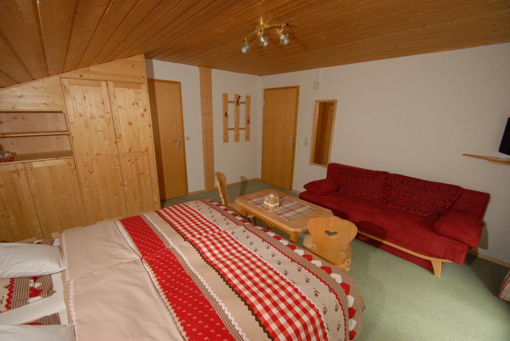 Landhaus Bergleben Hotel Oberstdorf Kamer foto