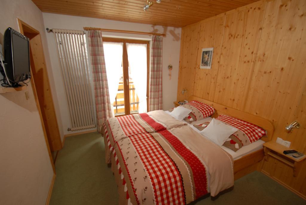 Landhaus Bergleben Hotel Oberstdorf Kamer foto